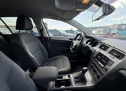 Volkswagen Golf 28