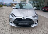 Toyota Yaris 8