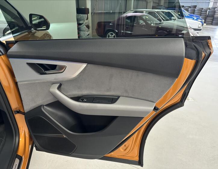 Audi Q8 27