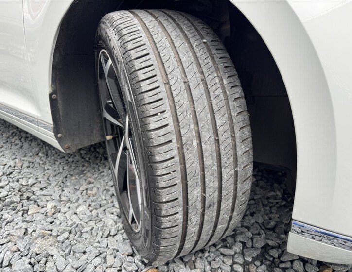 Volkswagen Passat 48