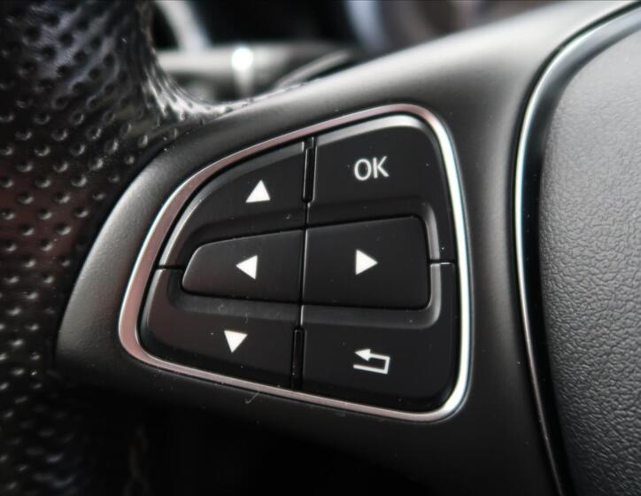Mercedes-Benz CLA 18
