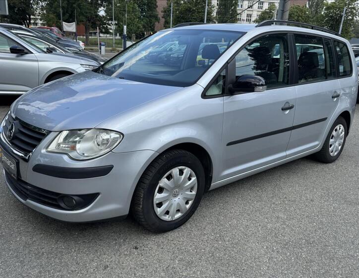Volkswagen Touran 3