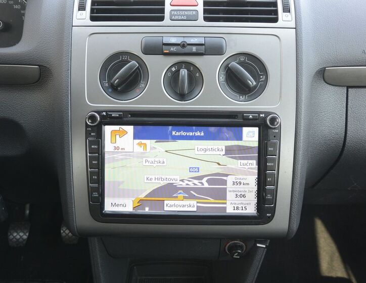 Volkswagen Touran 17