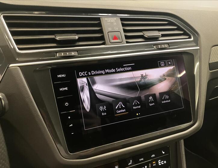 Volkswagen Tiguan 9