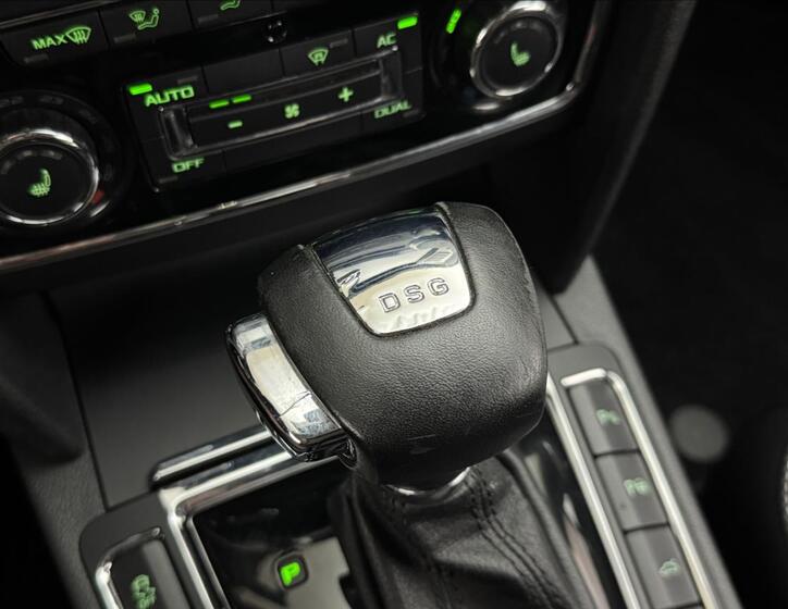 Škoda Superb 28