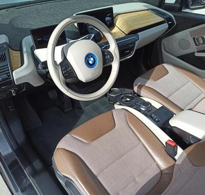 BMW i3 13
