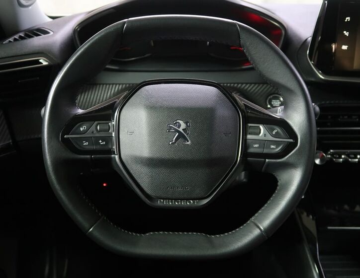 Peugeot 2008 14