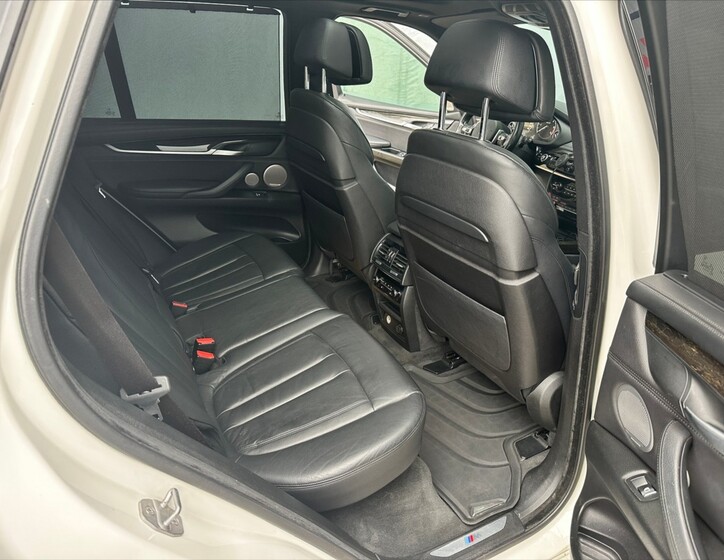 BMW X5 12