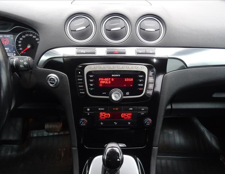 Ford S-MAX 26