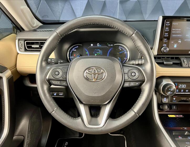 Toyota RAV4 13
