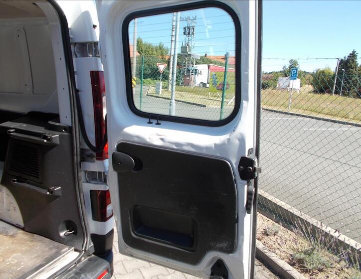 Renault Trafic 14