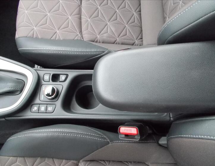 Toyota Yaris 27