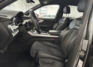 Audi Q7 23