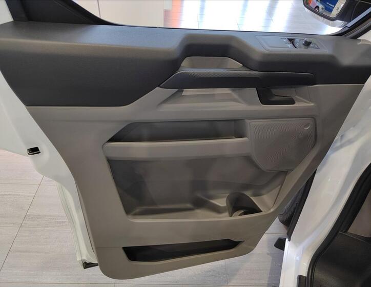 Ford Transit Custom 18