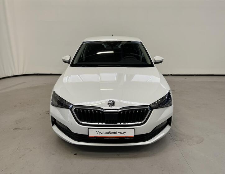 Škoda Scala 3