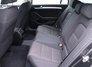 Volkswagen Passat 13
