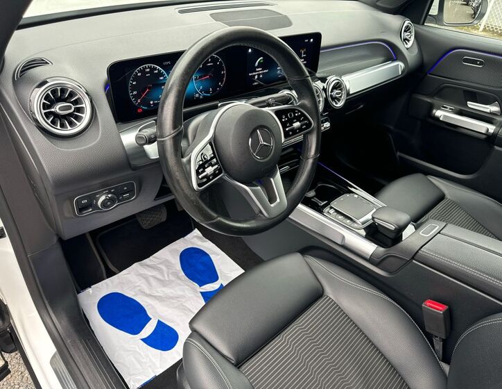 Mercedes-Benz GLB 9