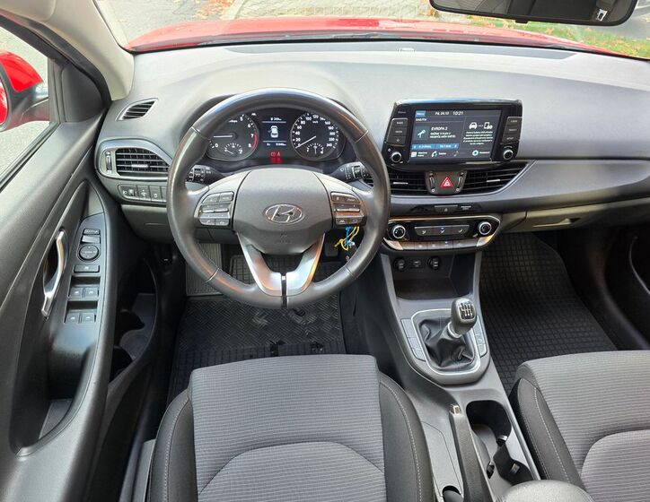 Hyundai i30 13