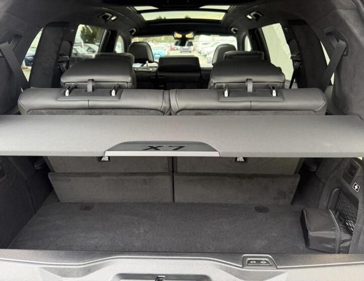 BMW X7 17