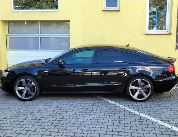 Audi A5 11