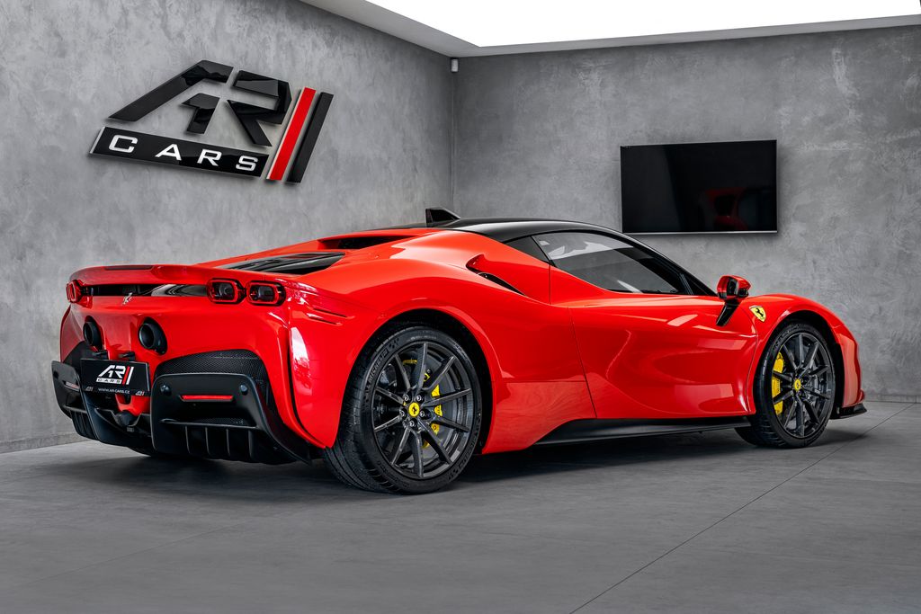 Ferrari SF90