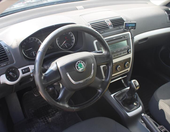 Škoda Octavia 13