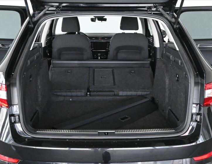 Škoda Superb 7