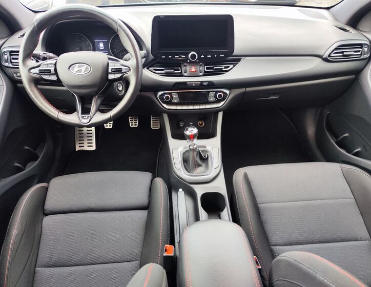Hyundai i30 13