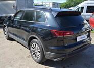 Volkswagen Touareg 6