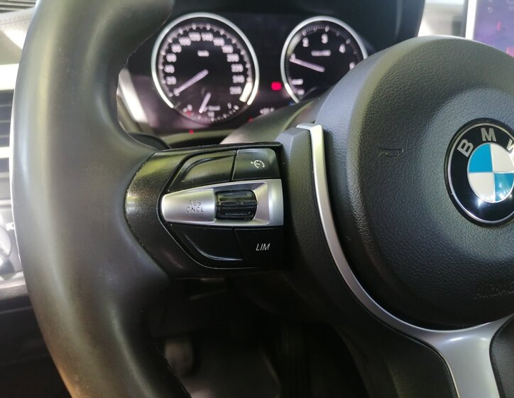 BMW X2 22