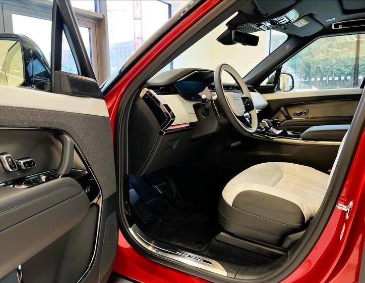 Land Rover Range Rover Sport 8