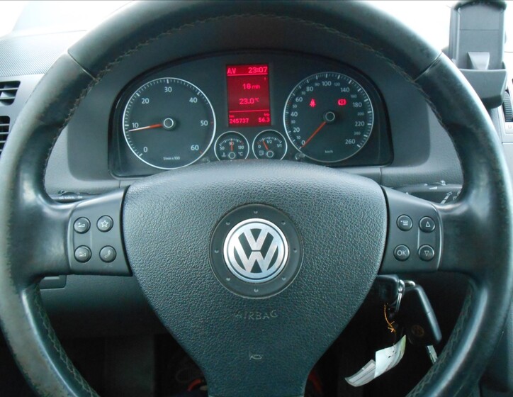 Volkswagen Touran 31