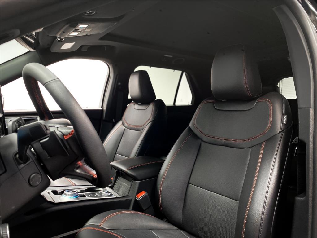 Ford Explorer 13
