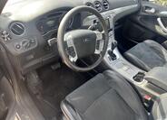 Ford S-MAX 9