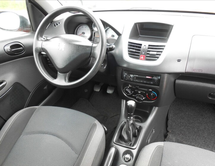 Peugeot 206 10