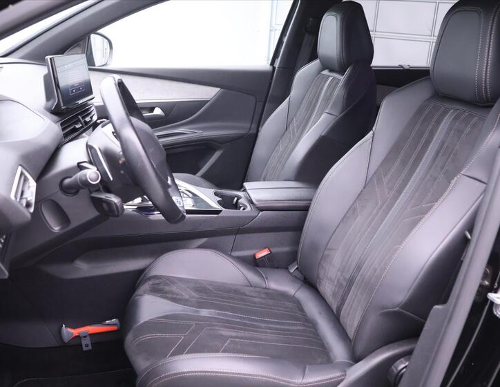 Peugeot 5008 11
