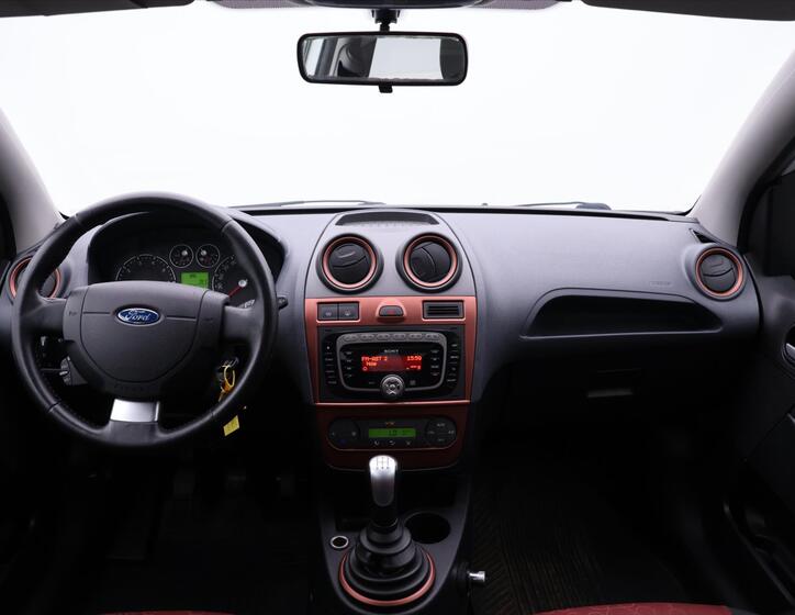 Ford Fiesta 21