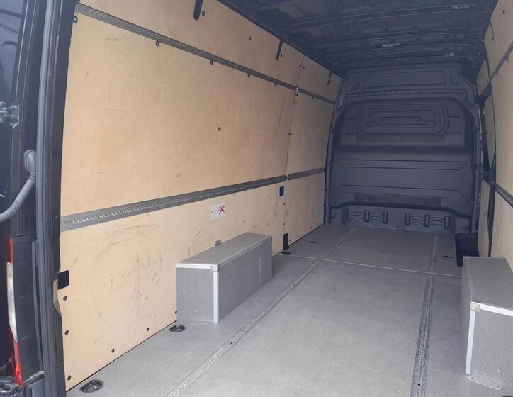 Mercedes-Benz Sprinter 21