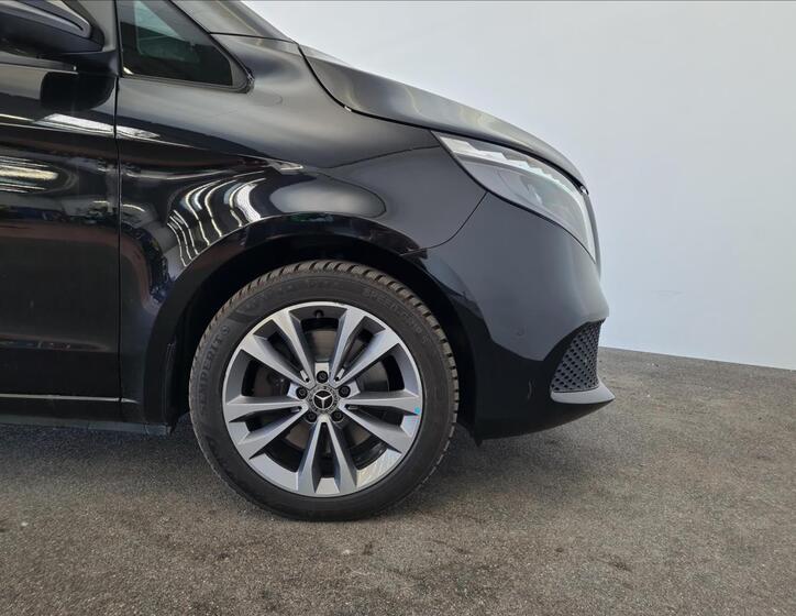 Mercedes-Benz Třídy V 26