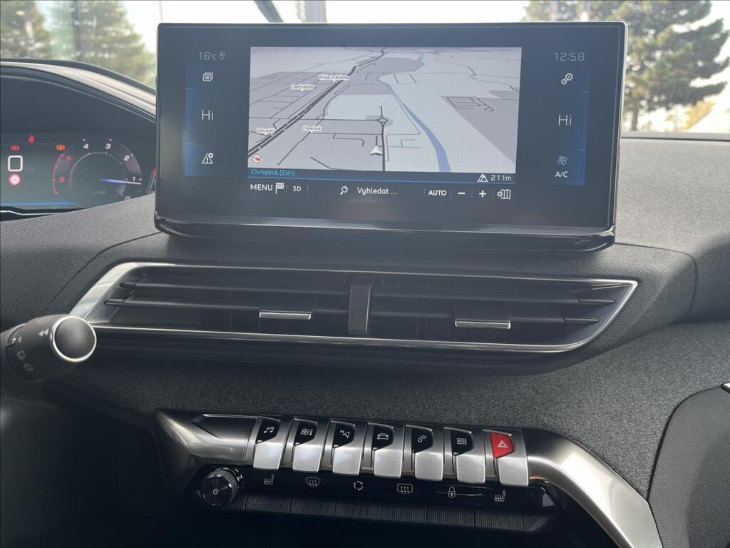 Peugeot 5008 13