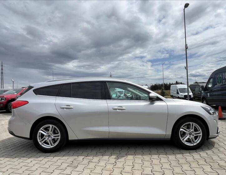 Ford Focus 6