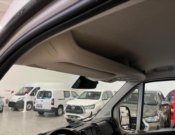 Toyota ProAce 16