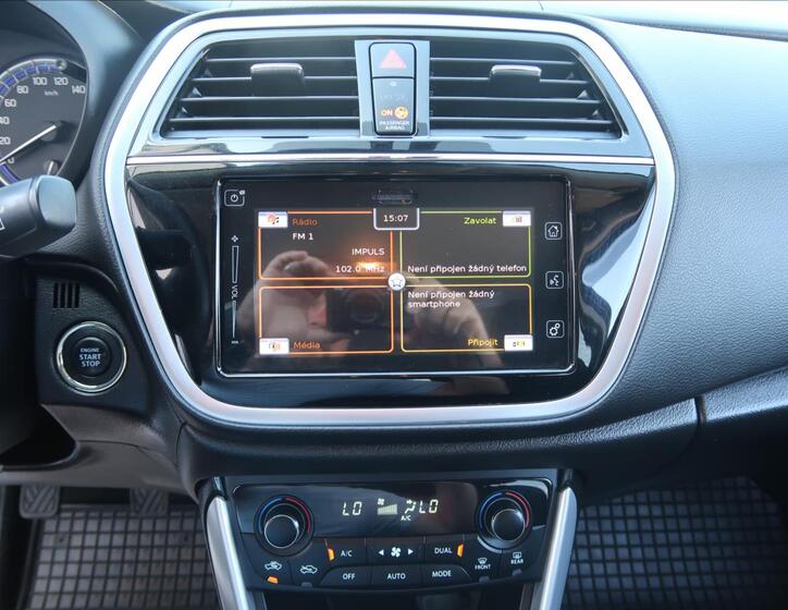 Suzuki SX4 S-Cross 14