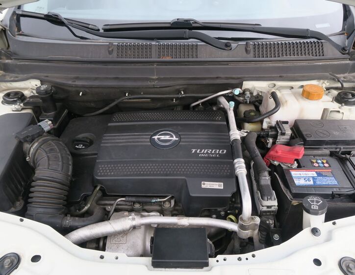 Opel Antara 32