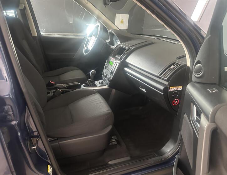 Land Rover Freelander 16