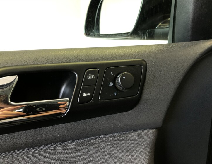 Volkswagen Polo 22