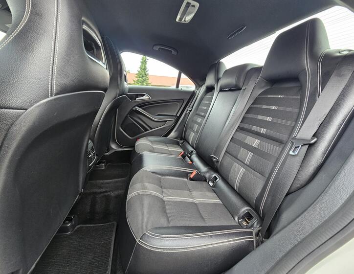 Mercedes-Benz CLA 39