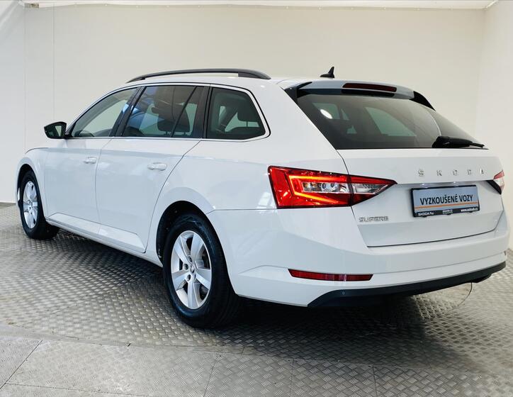 Škoda Superb 26