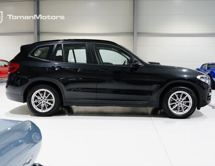 BMW X3 4