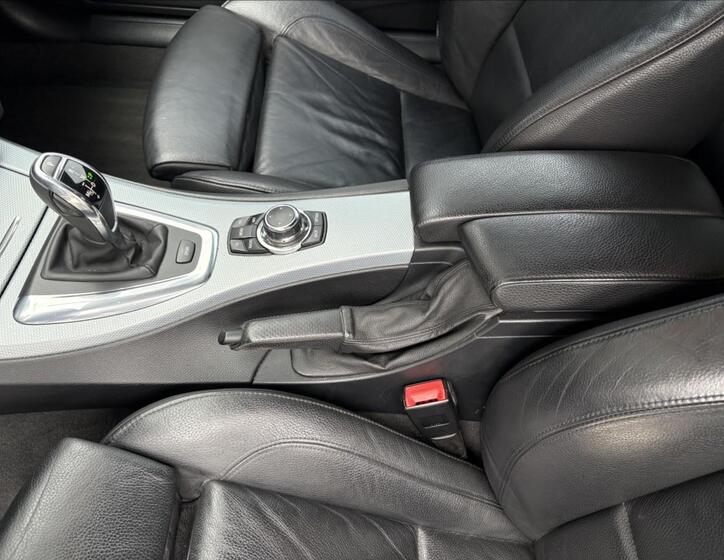 BMW Řada 3 18